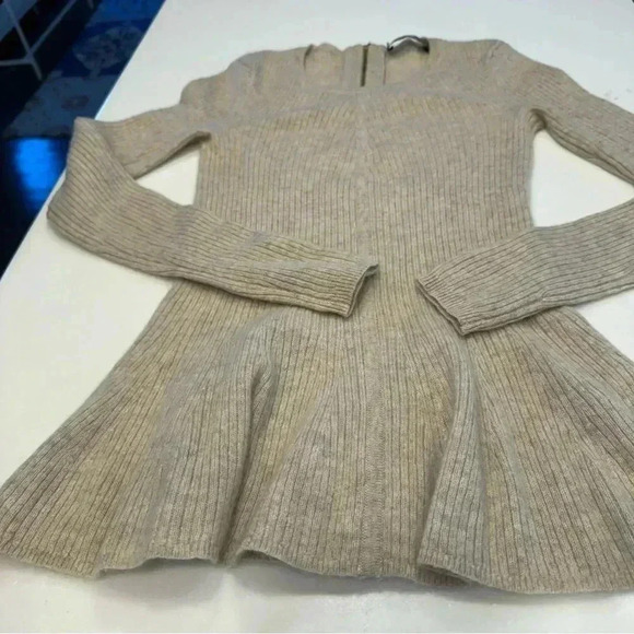 Cashmere saks fifth Ave women’s cashmere sweater cream scoop neck size XS - Picture 7 of 11